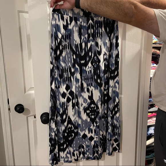 BANANA REPUBLIC BLUE AND GREY MAXI SKIRT SLIT M